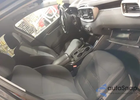 2016 Kia Sorento 2.4L Lx z USA, uszkodzony, nr VIN 5XYPGDA31GG062554